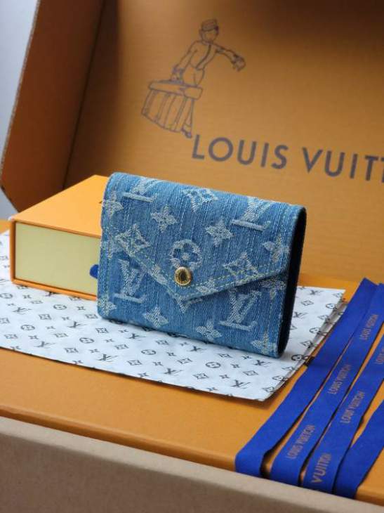 Picture of Louis Vuitton Wallets _SKUfw204004554fw